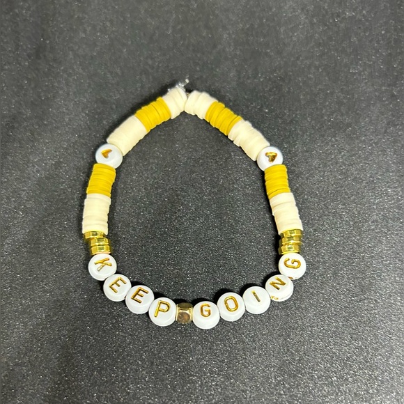 Keep Going (Motivational) Heishi Bracelet - Picture 4 of 7